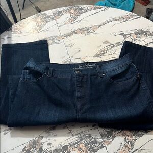 Gloria Vanderbilt Blue Straight Leg Jeans